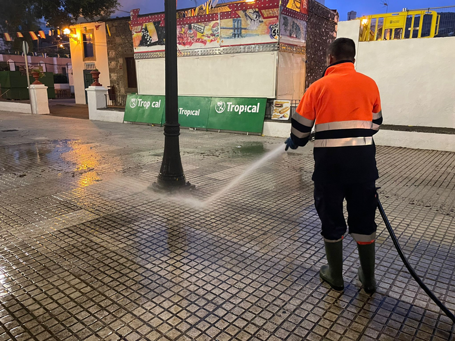 El Ayuntamiento recoge 1.110 kilos de residuos tras la celebración de los Fuegos de San Lorenzo