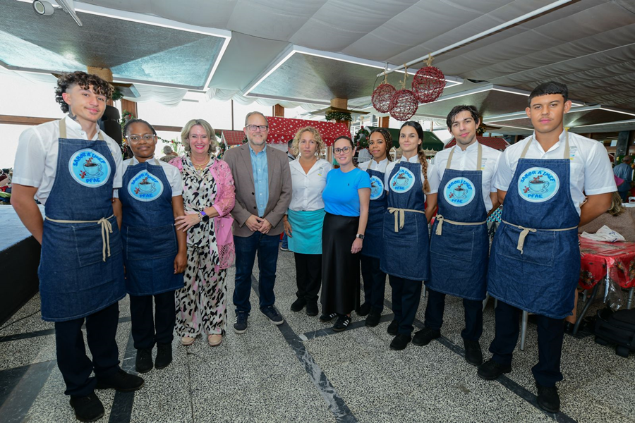 El PFAE 'Sabor a IMEF' participa en el rastrillo solidario Nuevo Futuro