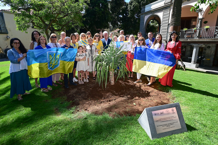 El area municipal de Solidaridad Internacional organiza un acto en homenaje al pueblo ucraniano 20241007