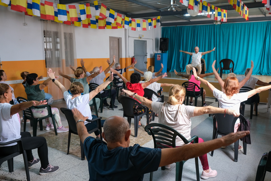 Más de 3.500 personas participaron durante 2024 en el programa 'Nos movemos' de actividades lúdicas y saludables para mayores