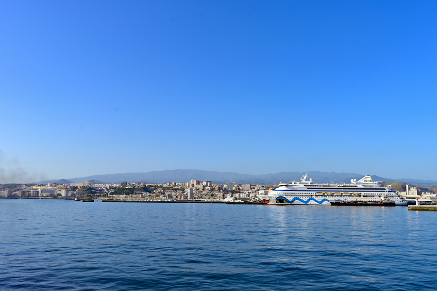 Los cruceros se suman al ritmo del Carnaval de Las Palmas de Gran Canaria durante febrero