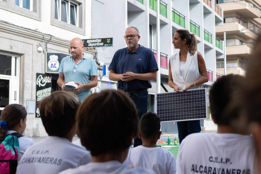 La Concejalía de Movilidad y el CEIP Alcaravaneras celebran una jornada participativa en la calle Galicia sobre la Zona de Bajas Emisiones