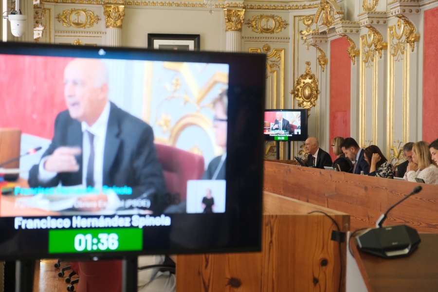El Pleno aprueba dos expedientes de 2,5 millones de euros para el pago a proveedores
