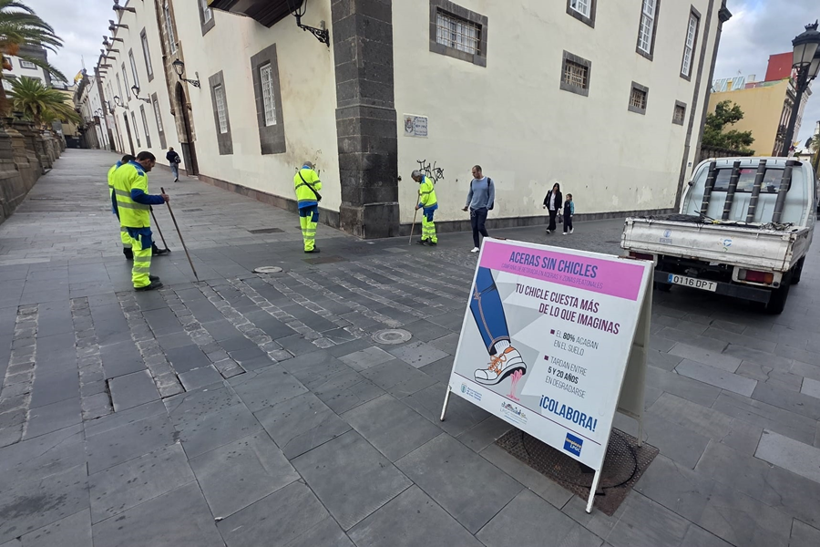 La III Fase del Plan de Higiene Urbana avanza con diez nuevos barrios durante el mes de abril