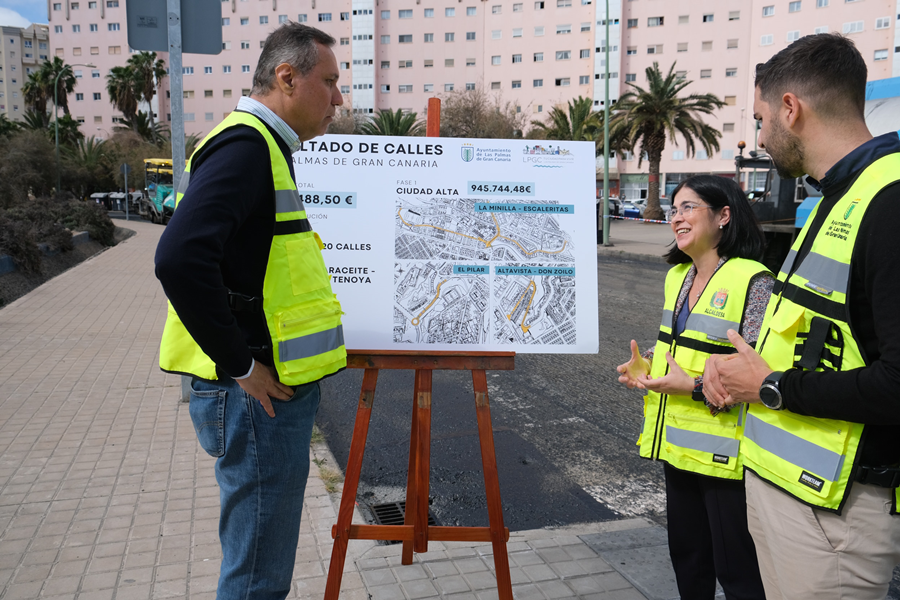 El Ayuntamiento avanza con los trabajos de asfaltado del Distrito Ciudad Alta