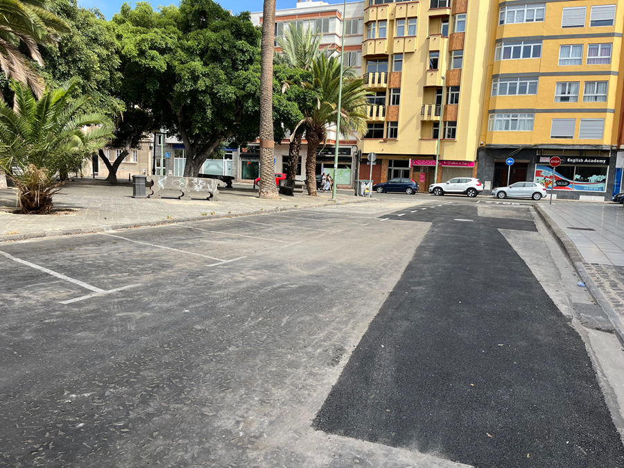El Ayuntamiento finaliza los trabajos de mejora de la red de saneamiento de aguas de la plaza de La Feria