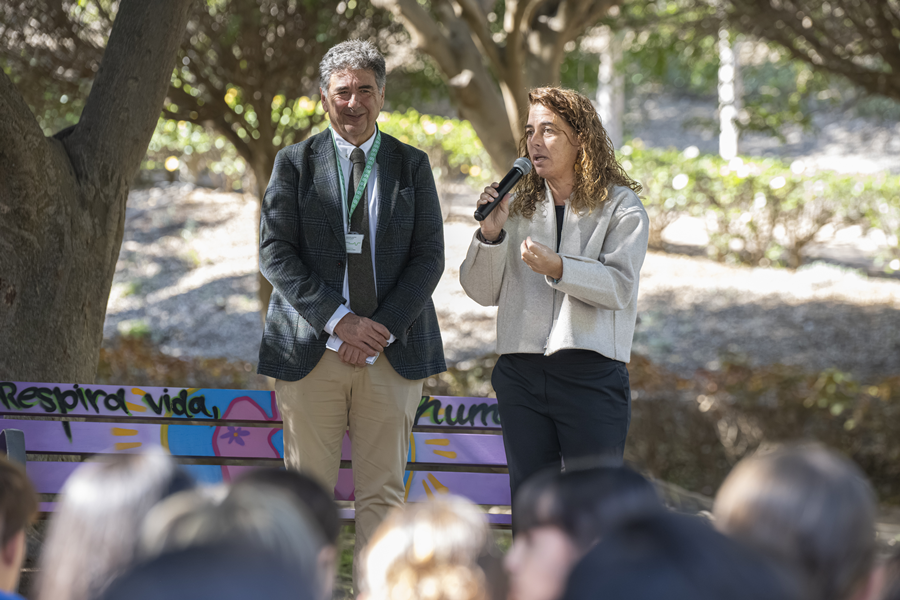 El Parque Juan Pablo II se convierte en el primer 'Corredor libre de colillas y malos humos' de Las Palmas de Gran Canaria