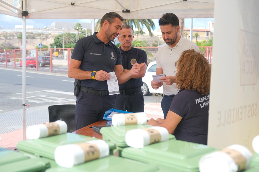 El Ayuntamiento continúa la implantación del quinto contenedor para residuos orgánicos en el barrio de Cuevas Torres