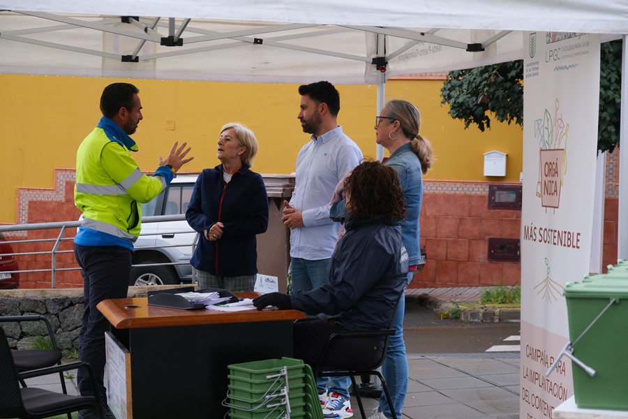 El quinto contenedor supera las mil familias registradas y continúa su ampliación en el barrio de El Zardo