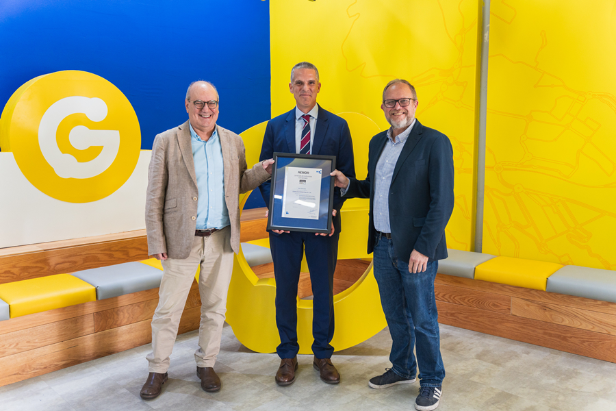 Guaguas Municipales certifica su compromiso medioambiental al calcular la huella de carbono para afianzar la estrategia de acción climática