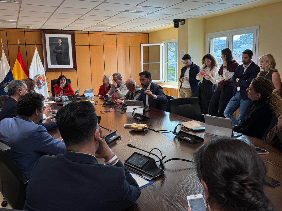 Las Palmas de Gran Canaria aprueba las propuestas a los Premios Canarias 2026