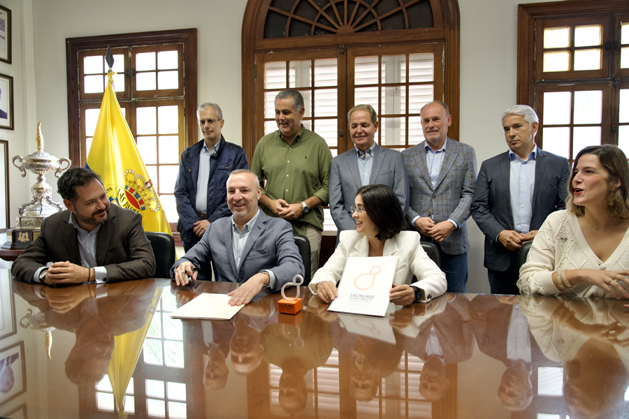 La Unión Deportiva Las Palmas suma su apoyo a la candidatura de Las Palmas de Gran Canaria como Capital Europea de la Cultura 2031