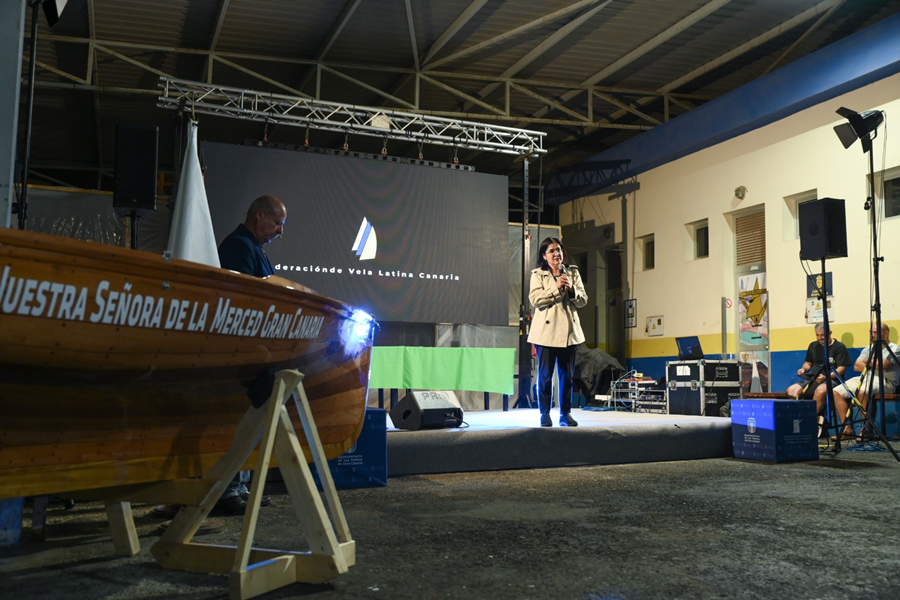 Darias subraya el compromiso del Ayuntamiento con la Vela Latina Canaria en la gala anual de entrega de trofeos