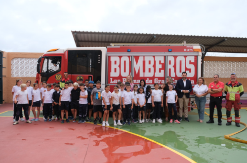 Bomberos de Las Palmas de Gran Canaria imparte charlas preventivas en los colegios de la ciudad a más de 1.200 escolares
