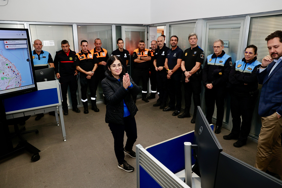 Darias felicita la Navidad a los servicios de Limpieza y Emergencias y reconoce su labor esencial durante las Fiestas