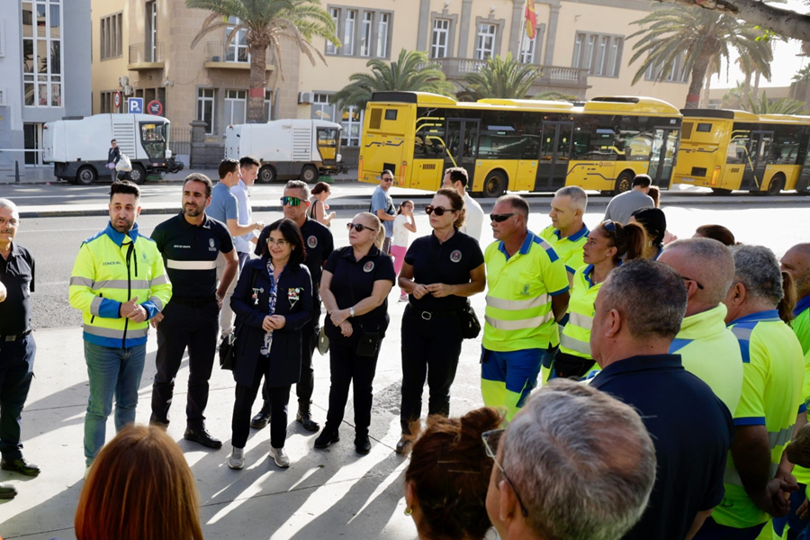 El Ayuntamiento adjudica por 1,4 millones de euros el vestuario para el Servicio Municipal de Limpieza