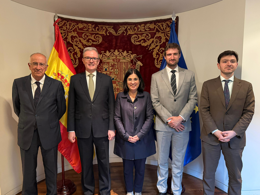 La alcaldesa mantiene un encuentro con el embajador de España en Corea del Sur en su visita institucional al país asiático