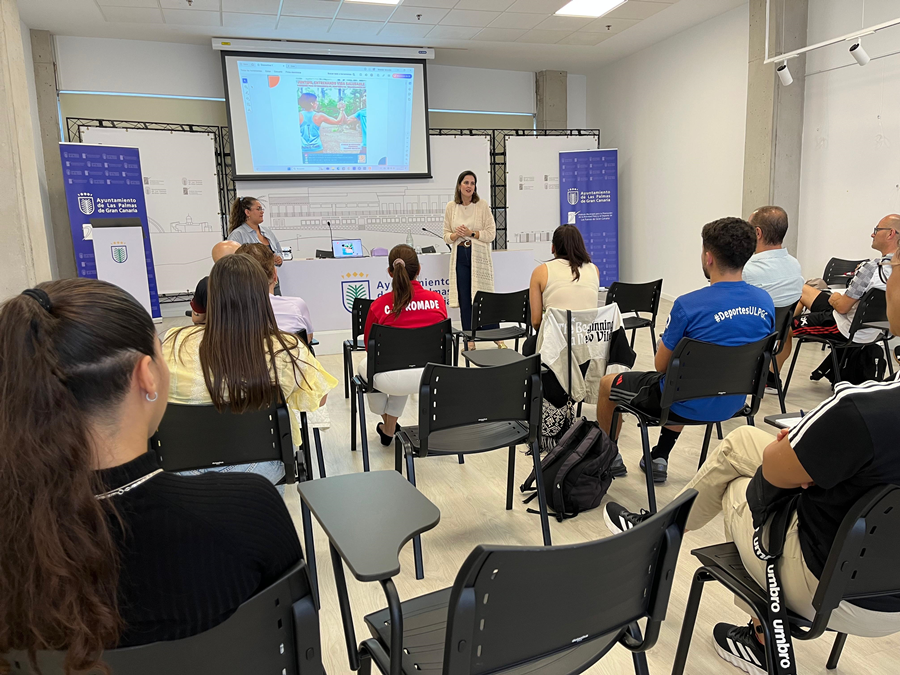 El Ayuntamiento forma a cerca de una veintena de entrenadores de deporte base para fomentar conductas positivas