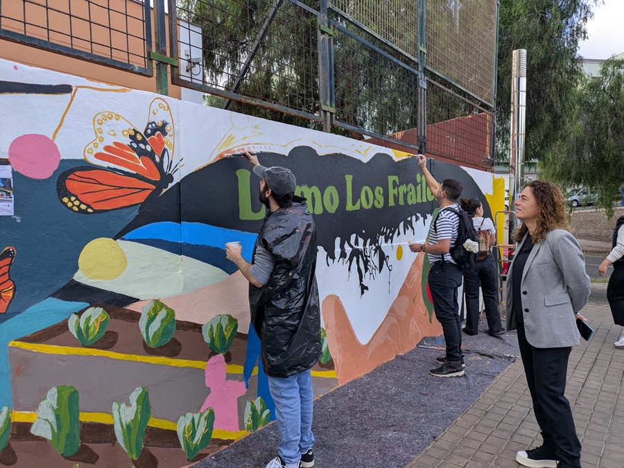 Escaleritas y Lomo Los Frailes se unen al proyecto de desarrollo comunitario  'Plántate por tu barrio'