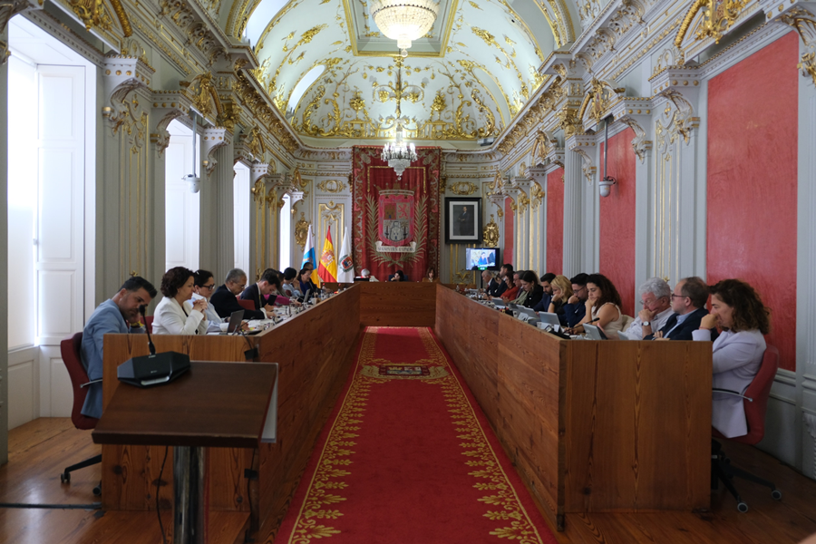 La ciudad reconoce la trayectoria de 14 personas e instituciones a los que concederá honores y distinciones