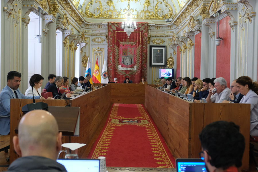 El Pleno da luz verde a la adhesión del Ayuntamiento a la Red Canaria Interadministrativa de Gobierno Abierto