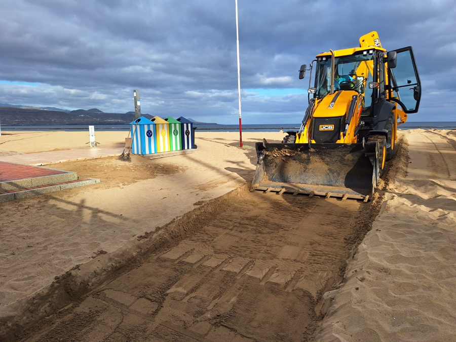 El Ayuntamiento aprueba los pliegos para el contrato del servicio de limpieza y conservación esencial del litoral y las playas de la ciudad