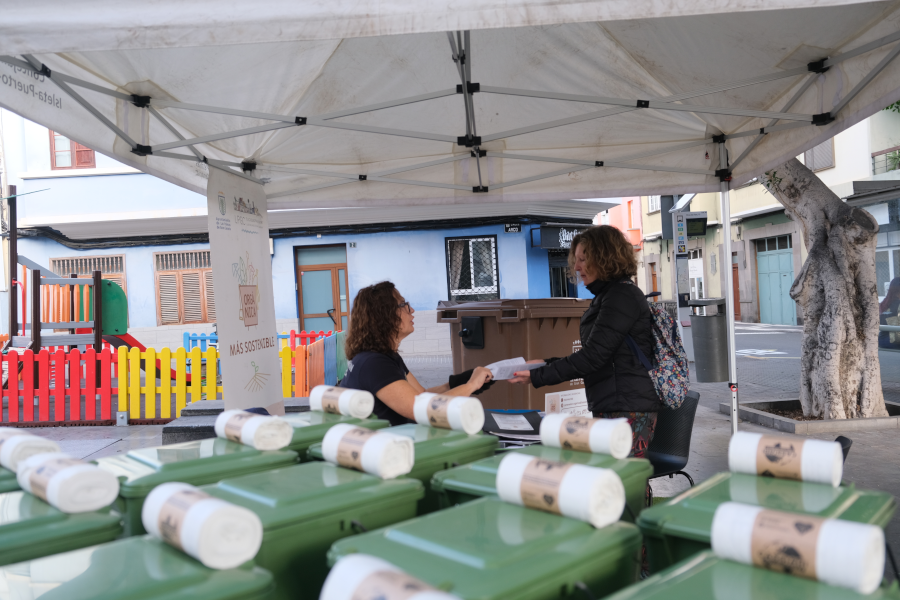 El quinto contenedor avanza en la ciudad y se instala en Fincas Unidas