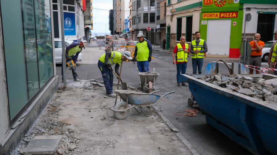 Las Palmas de Gran Canaria elimina más de 400 barreras arquitectónicas para mejorar la movilidad y la accesibilidad urbana