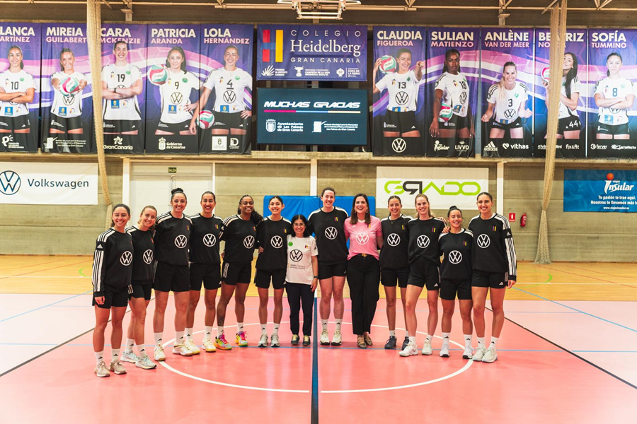La alcaldesa respalda al Club Deportivo Heidelberg de cara a la fase final de la Liga Iberdrola de voleibol