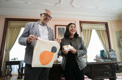 Carolina Darias visita el Concello de Lugo y mantiene un encuentro institucional con su alcalde