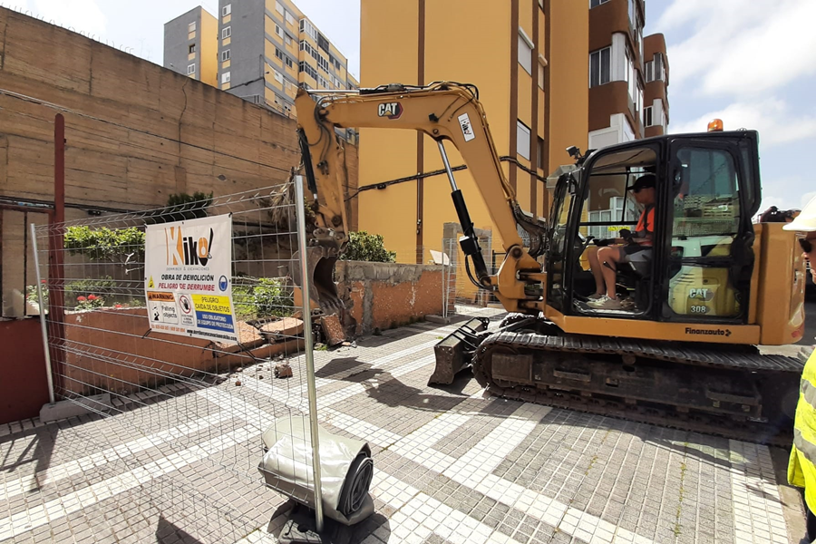 El Ayuntamiento continúa los trabajos para afianzar el muro de Miller Bajo afectado por la borrasca ¿Therese¿