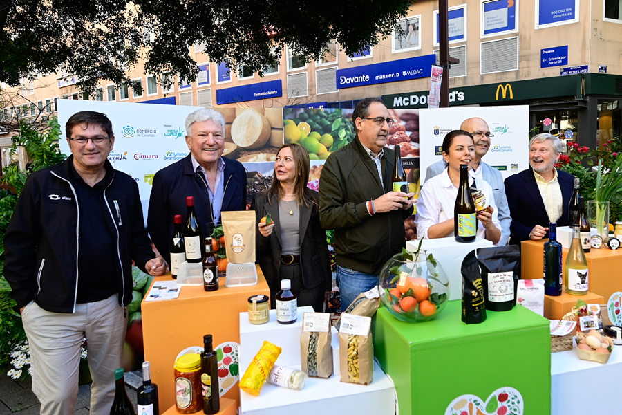 La Zona Comercial Mesa y López se convierte en un gran mercado al aire libre con productos canarios de proximidad en la Feria Kilómetro 0 Gran Canaria