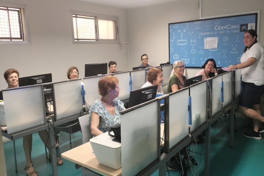 El Ayuntamiento pone en marcha nuevas actividades en la Universidad Popular durante el mes de marzo