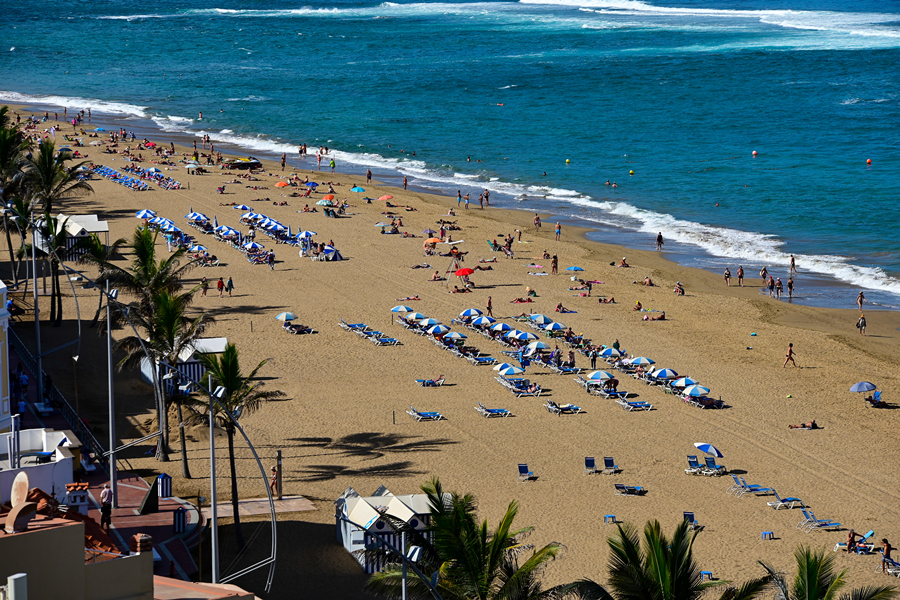 Las playas de la ciudad refuerzan el servicio de Salvamento y Socorrismo los días festivos de la Semana Santa