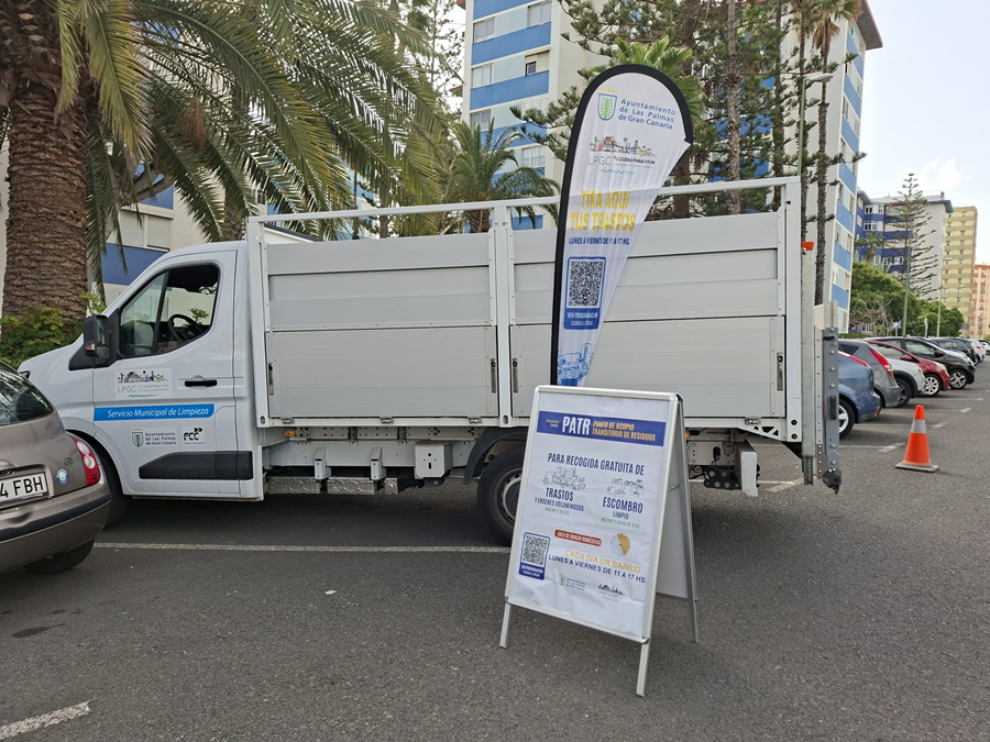 El nuevo sistema de puntos de acopio transitorios del Ayuntamiento recoge en un mes más residuos que en un año