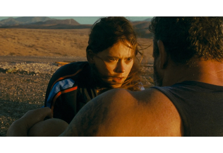 José Alayón eleva en La lucha la épica del héroe bregador dentro y fuera del terrero