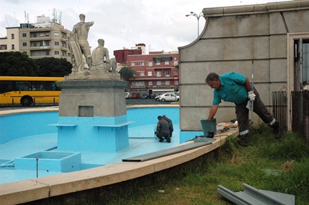 120424 Monumento Marineros Int.JPG