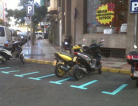 130115 Zona Azul Motos Int.jpg