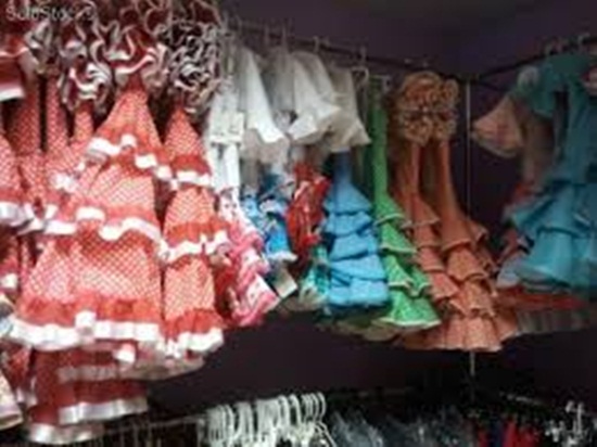 140424 Trajes Faralae gr.jpg