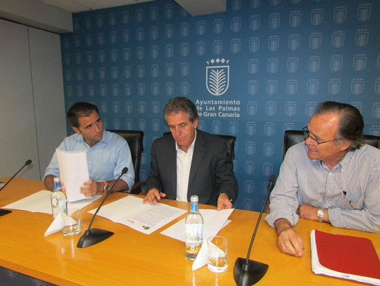 140804 Ayto-Arquitectos gr.jpg