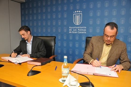 141117 Convenio Vost gr.jpg