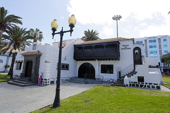 Casa del Turismo gr.jpg