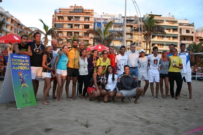 121009 tenis playa.JPG