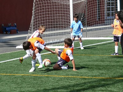 130311 foto resumen quinta jornada liga futbol.JPG