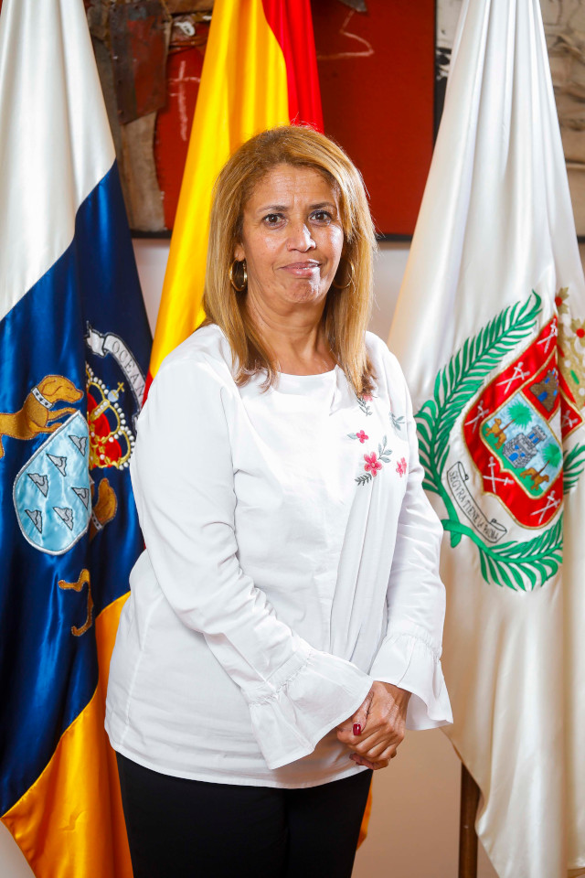 D.ª María Mercedes Sanz Dorta